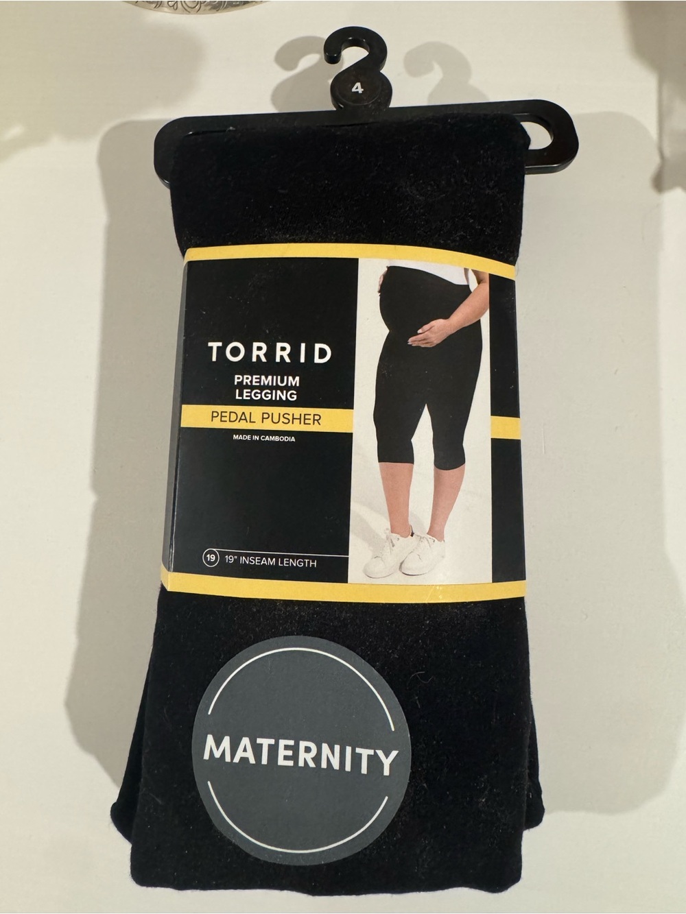 torrid Black Maternity Pedal Pusher Capris